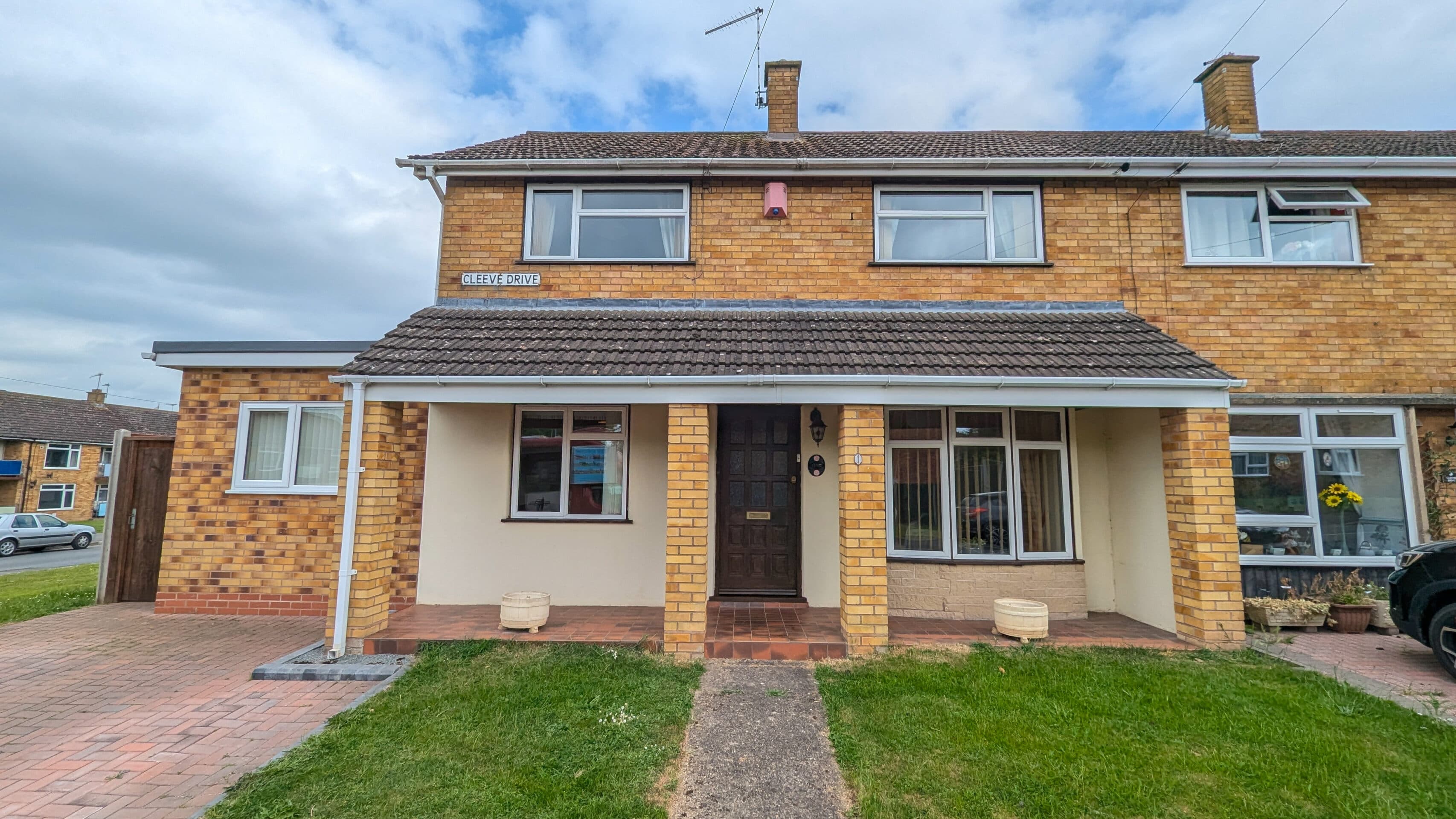 Cleeve Drive, Worcester, WR4