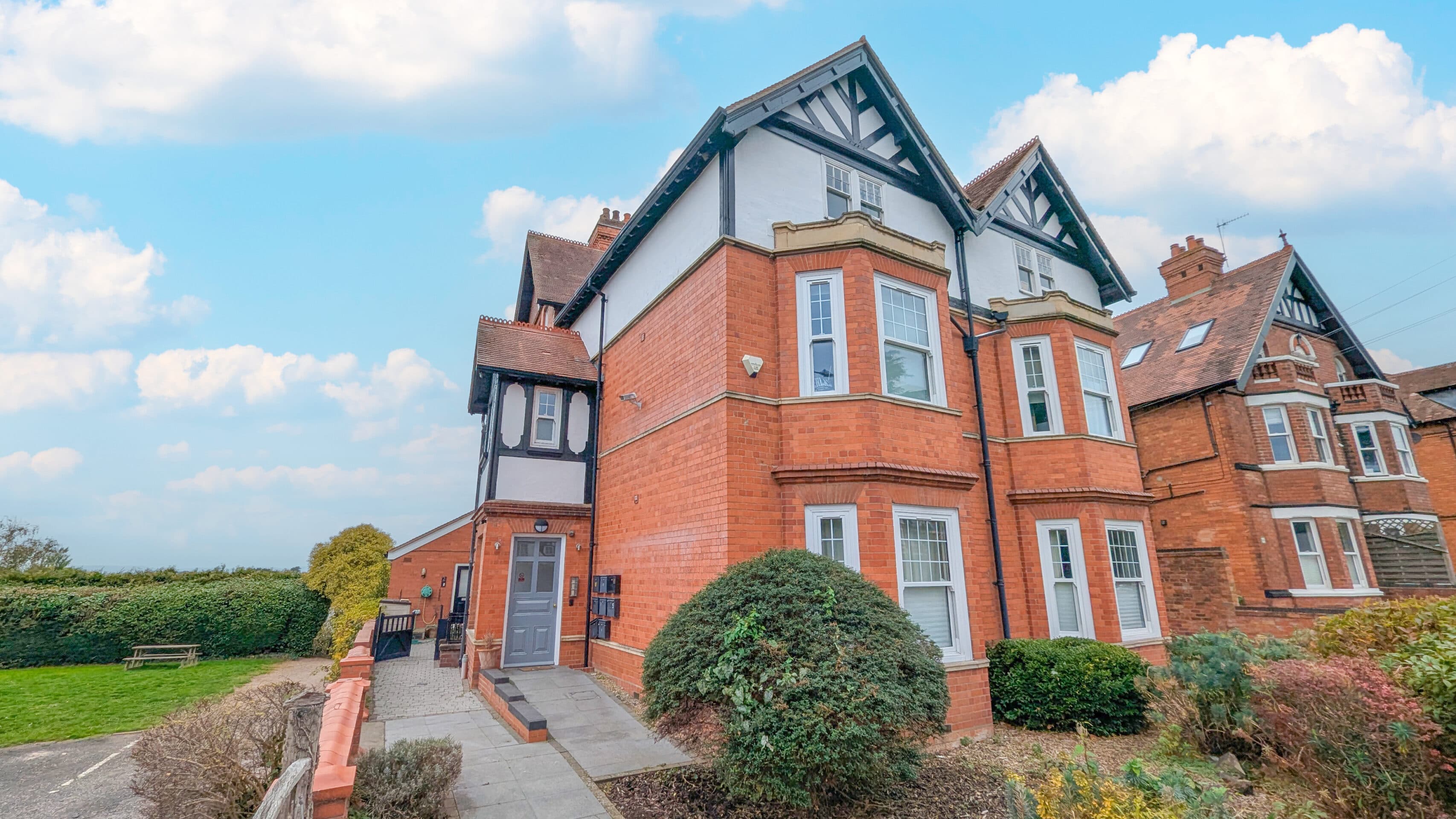 Bath Road, Worcester, WR5