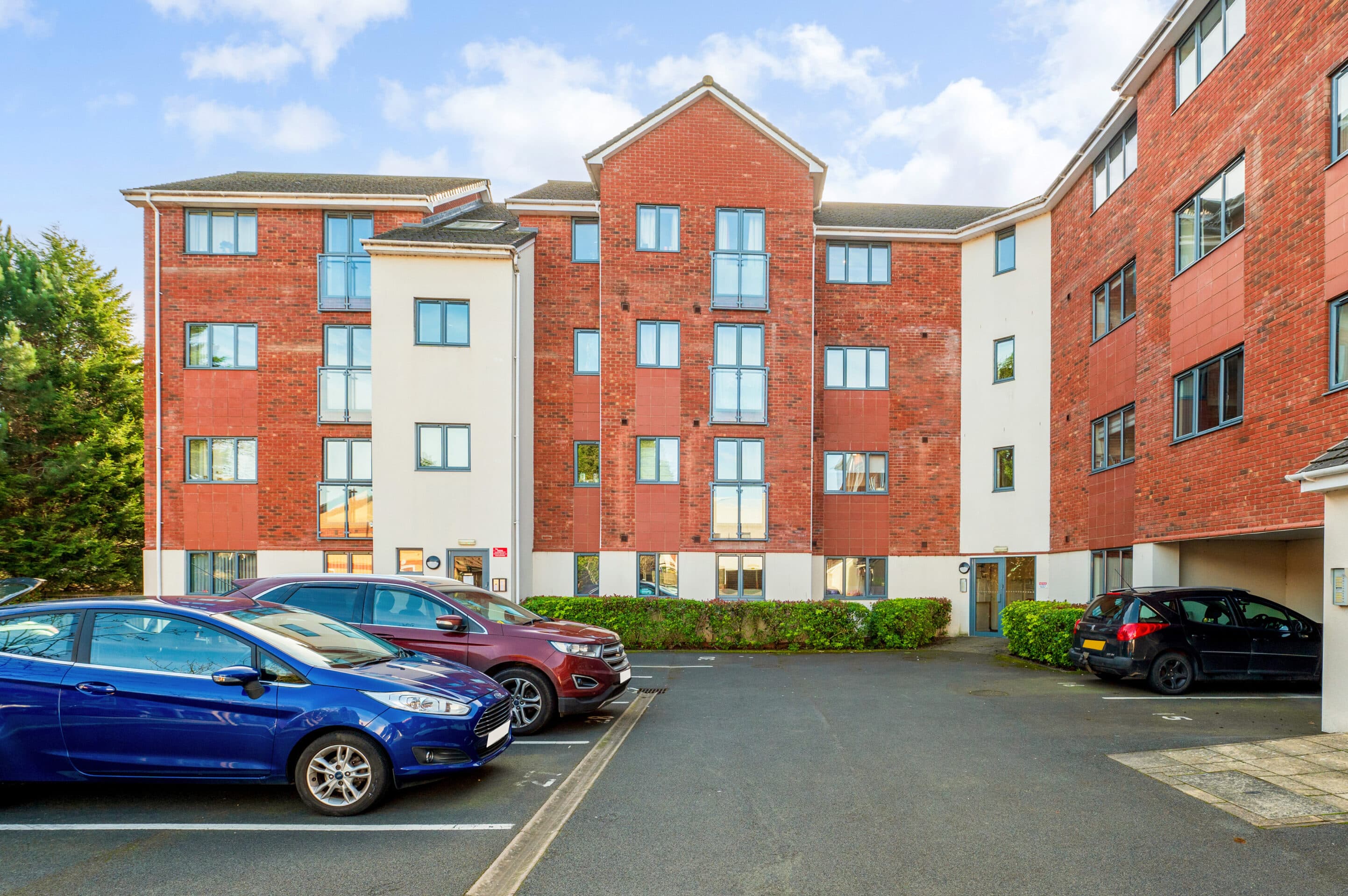 Castle Road, Castle Locks Castle Road, DY11