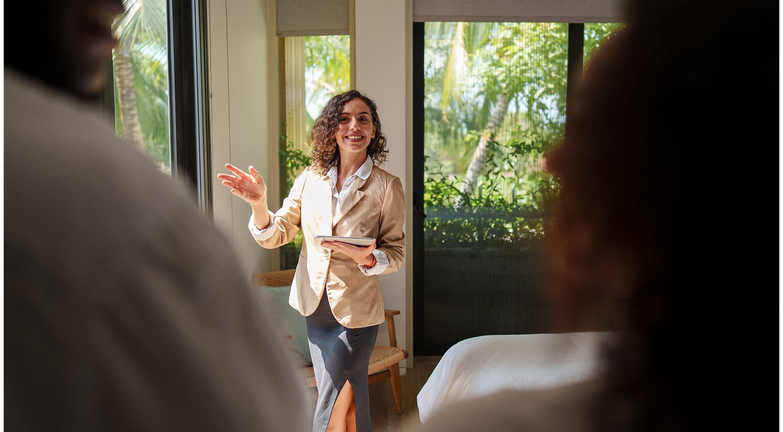 <span style="color:hsl(0, 0%, 100%);">Start Your Search for the Perfect Home</span>